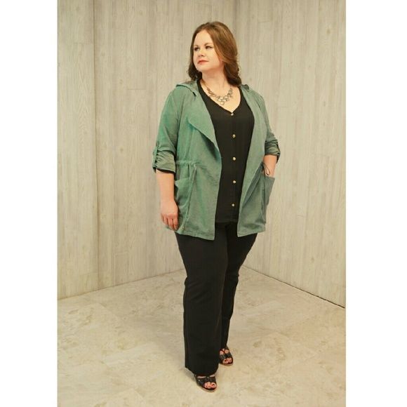 🎉Host Pick: Green Suede Hooded Jacket - Plus Size - Picture 3 of 4